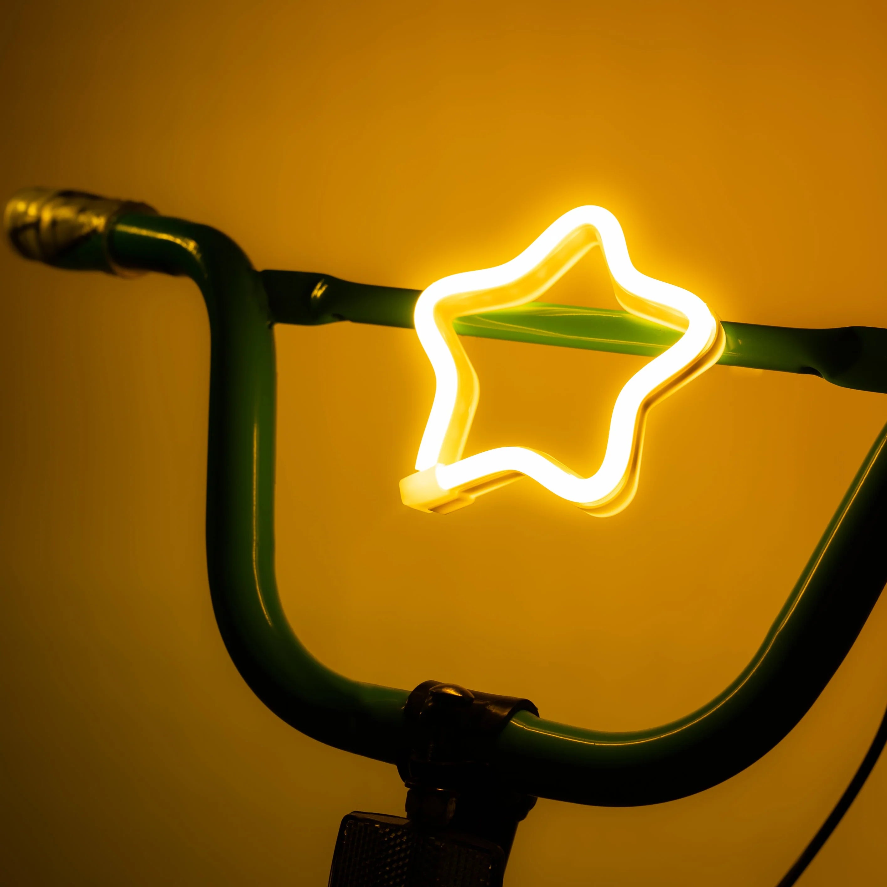 Badge Brightz Star Shape Scooter or Bike Light