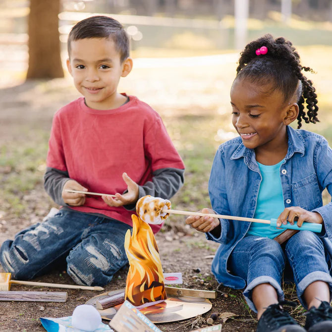 Melissa & Doug Let's Explore Campfire S'mores Playset