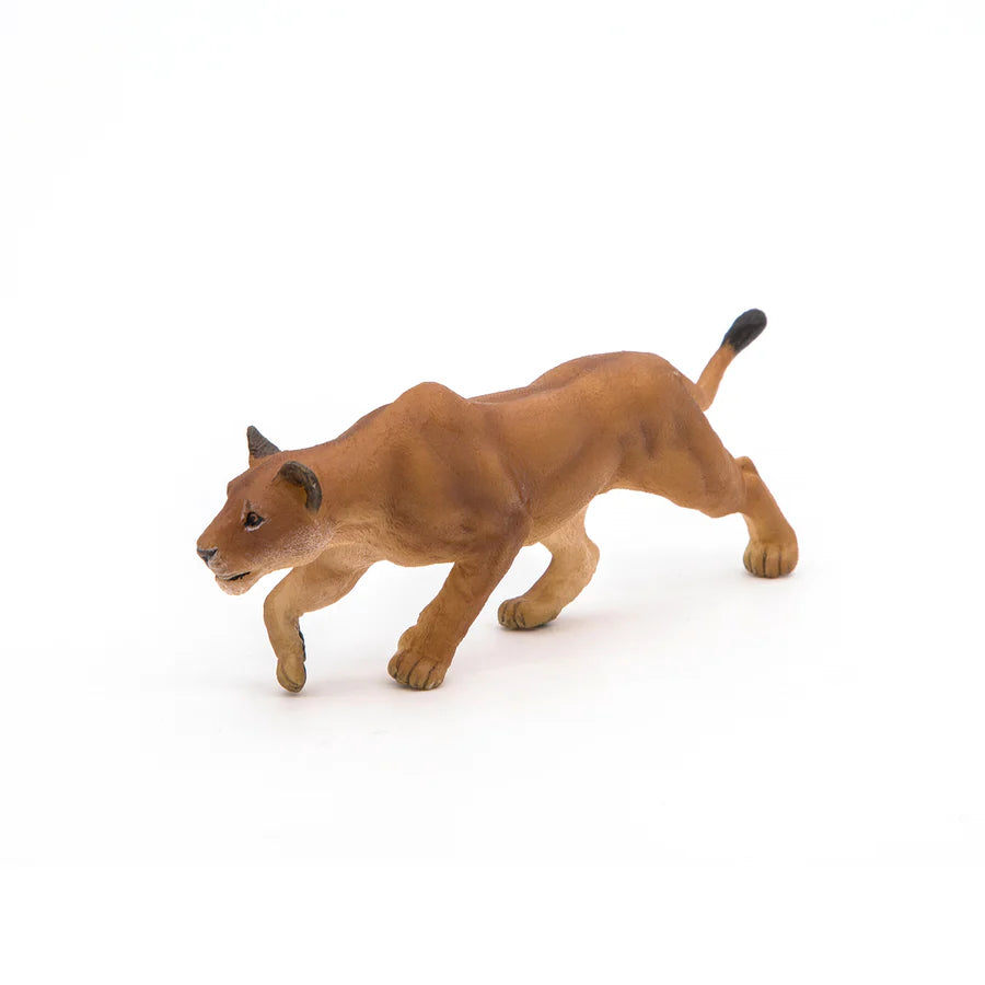 Papo - Lioness Chasing