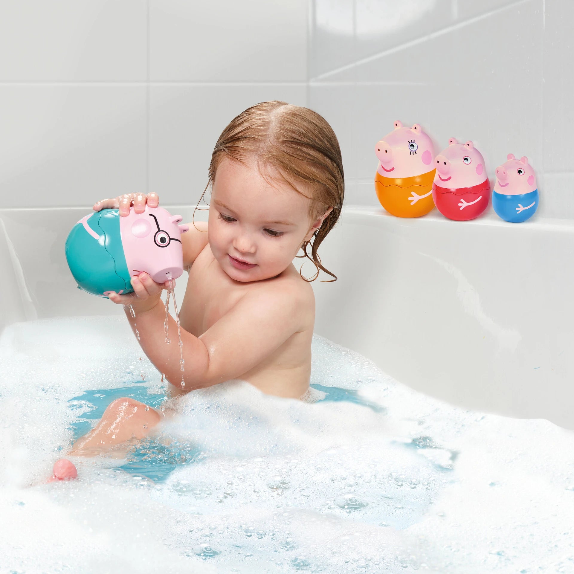 Peppa’s Nesting Family – Nesting, Sorting & Pouring Bath Toy