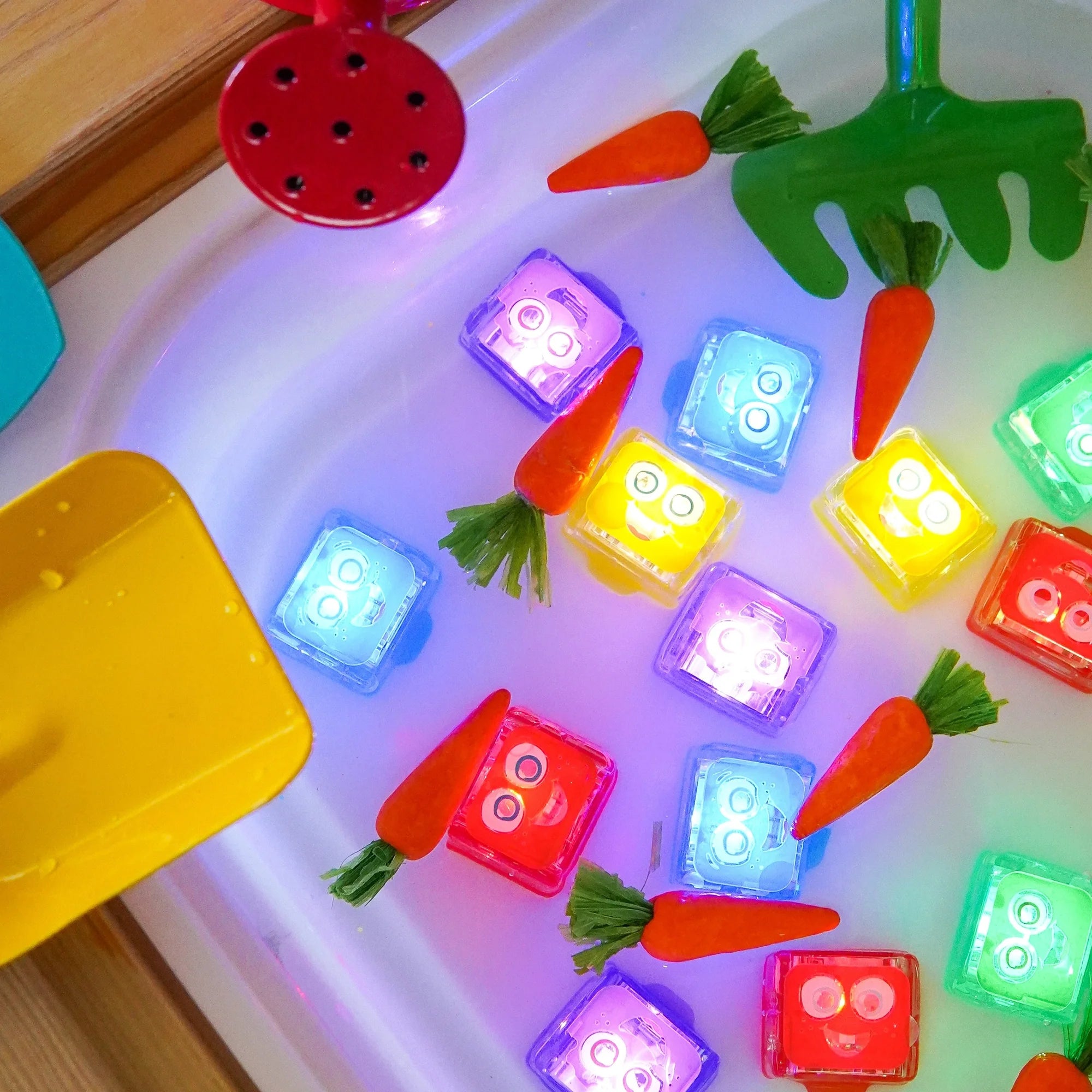 Glo Pals Light Up Cubes