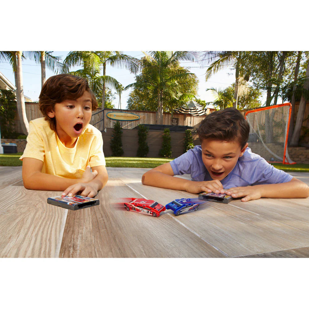 Flat2Fast Stunt Racers