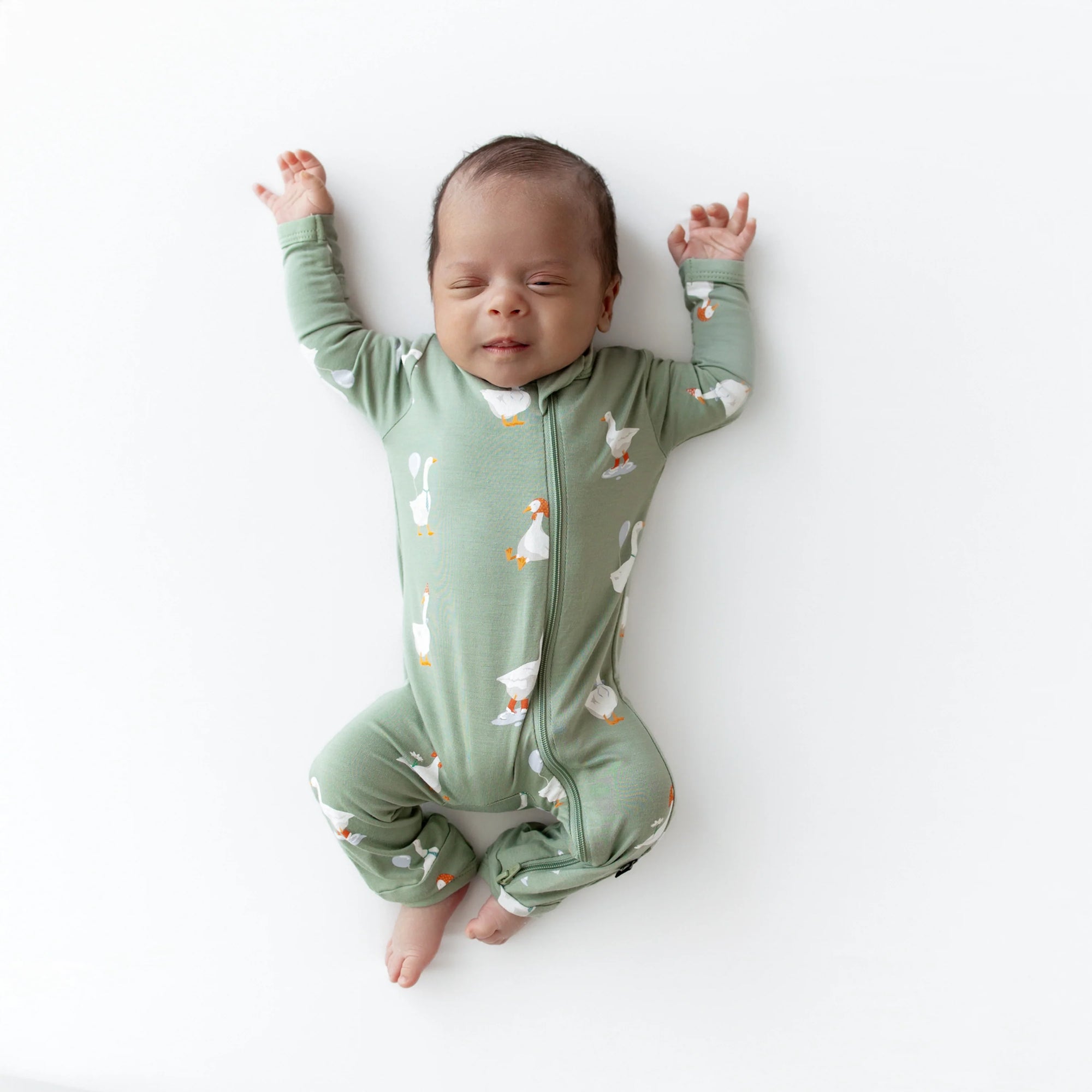 Kyte Baby Zippered Romper in Silly Goose